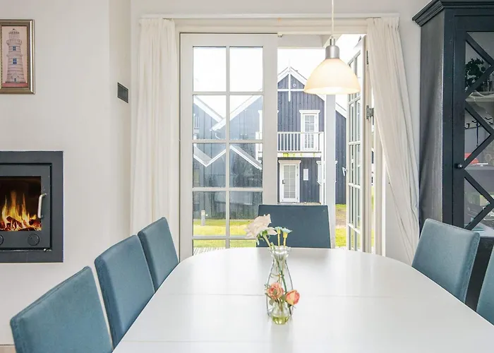 8 Person In Gjern-by Traum